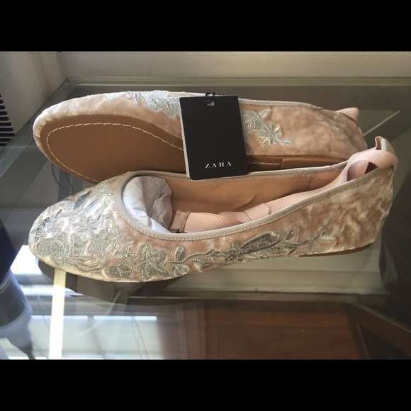 RETRO ZARA FLORAL EMBROIDERED BALLERINAS BRAND NEW - Picture 1 of 8